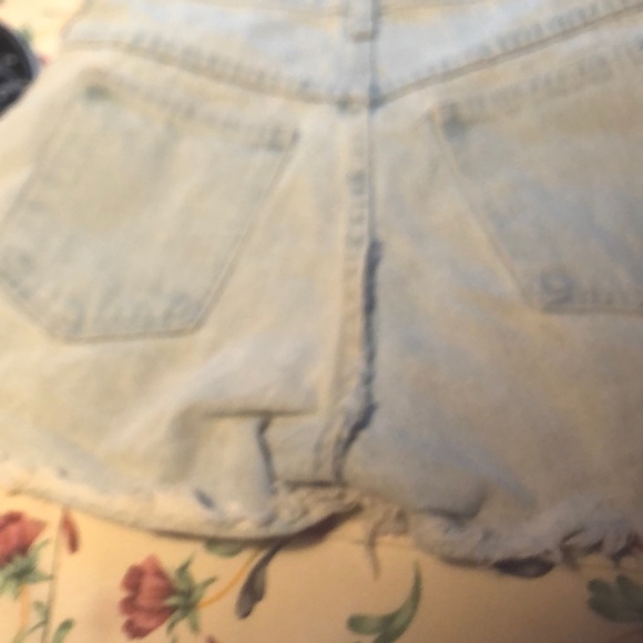Blue cut off shorts - Picture 3 of 4